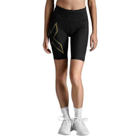 2XU Women Light Speed Mid-Rise Compression Short - The Marathon Shop 